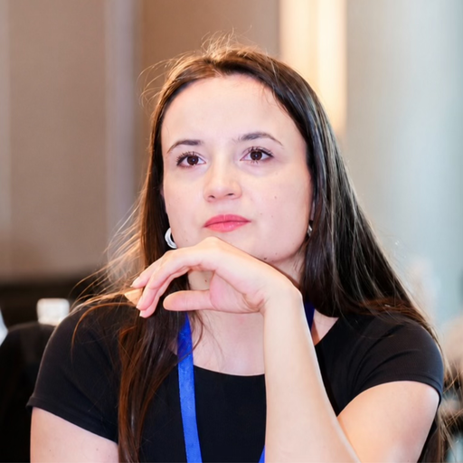 Halmai Dzsenifer